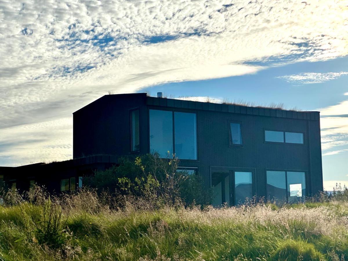 The Oceanfront Private Northern Lights Holiday home Reynivellir