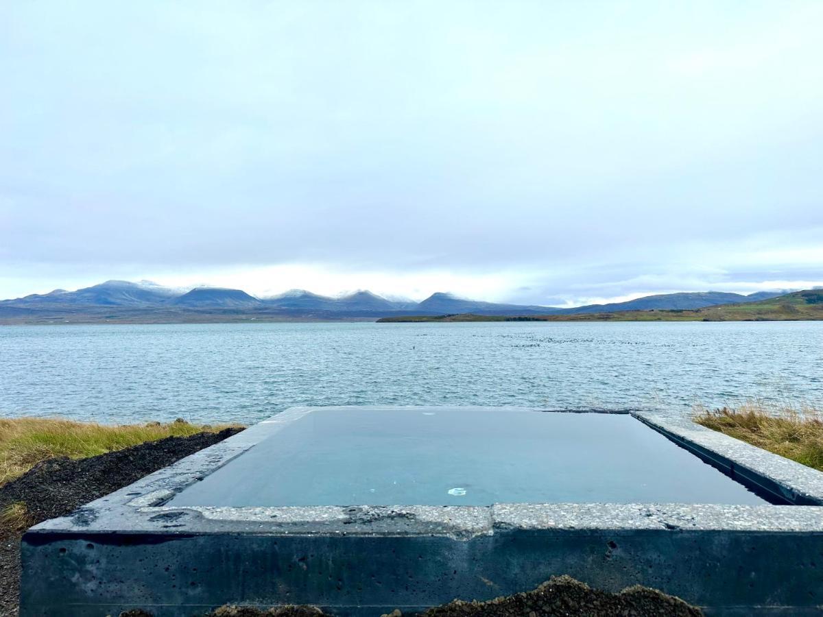 The Oceanfront Private Northern Lights Reynivellir