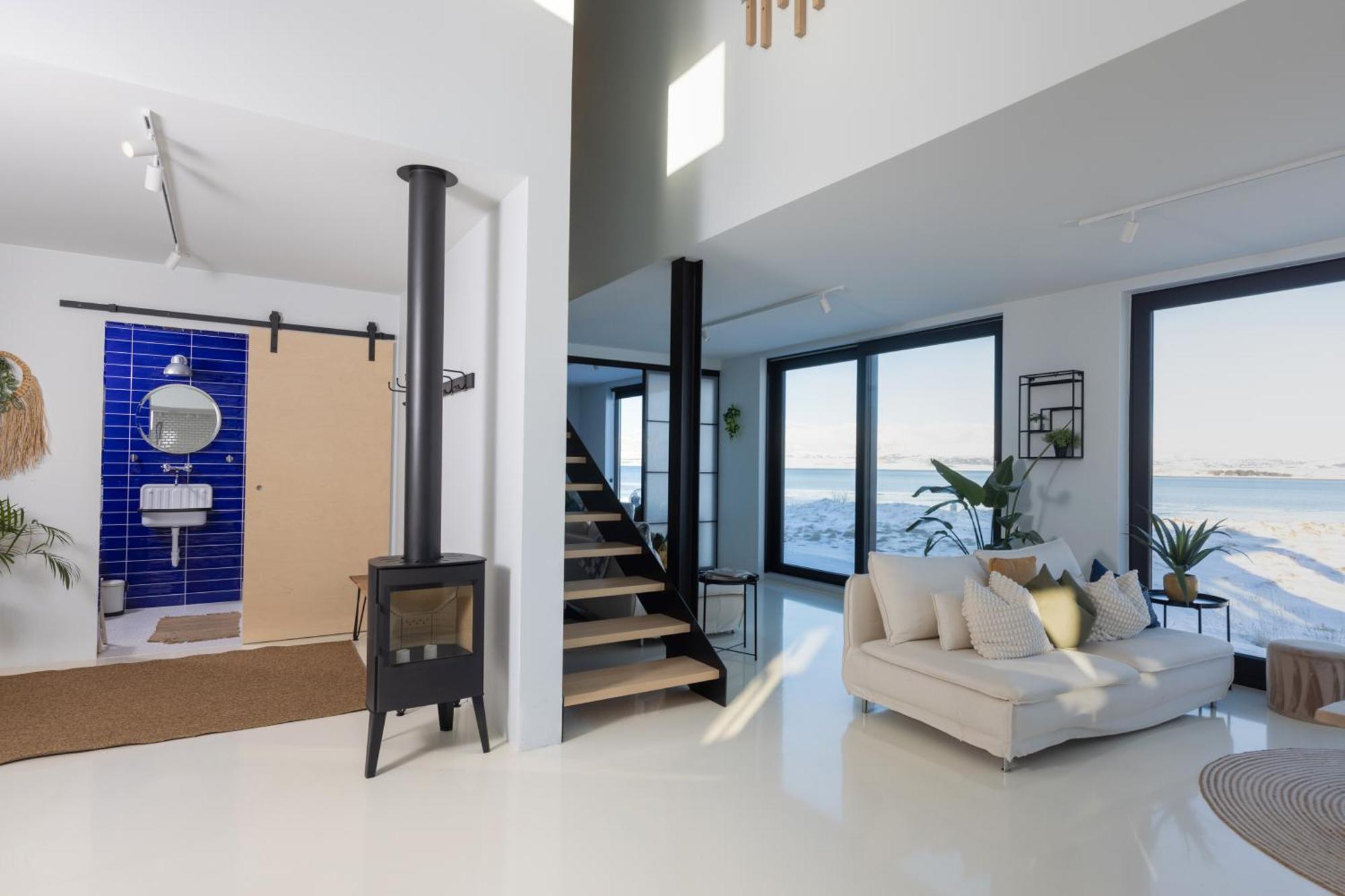 Holiday home The Oceanfront Private Northern Lights *