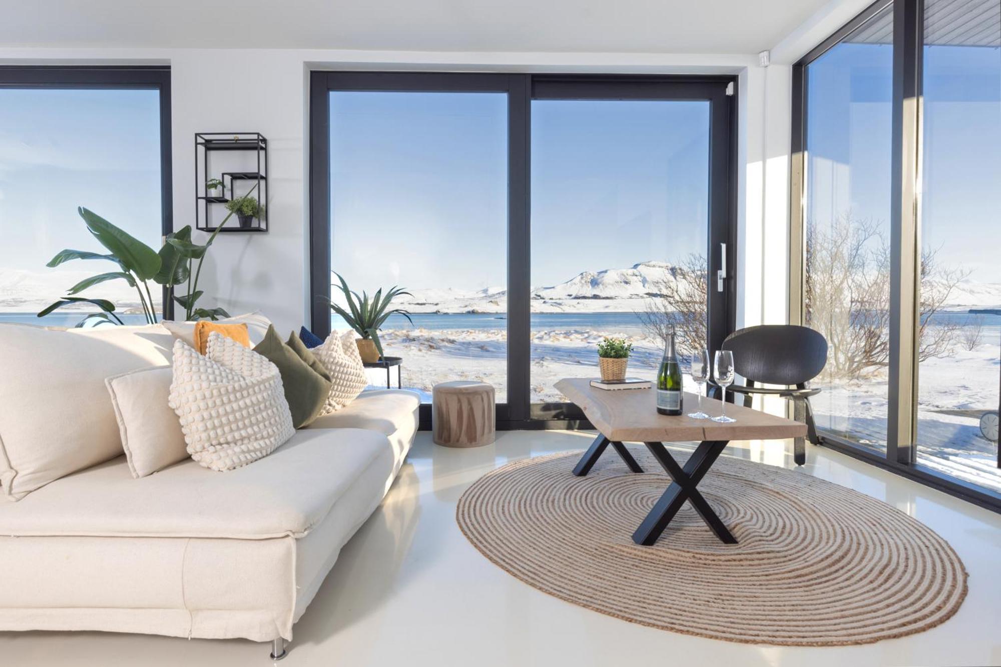 Holiday home The Oceanfront Private Northern Lights *