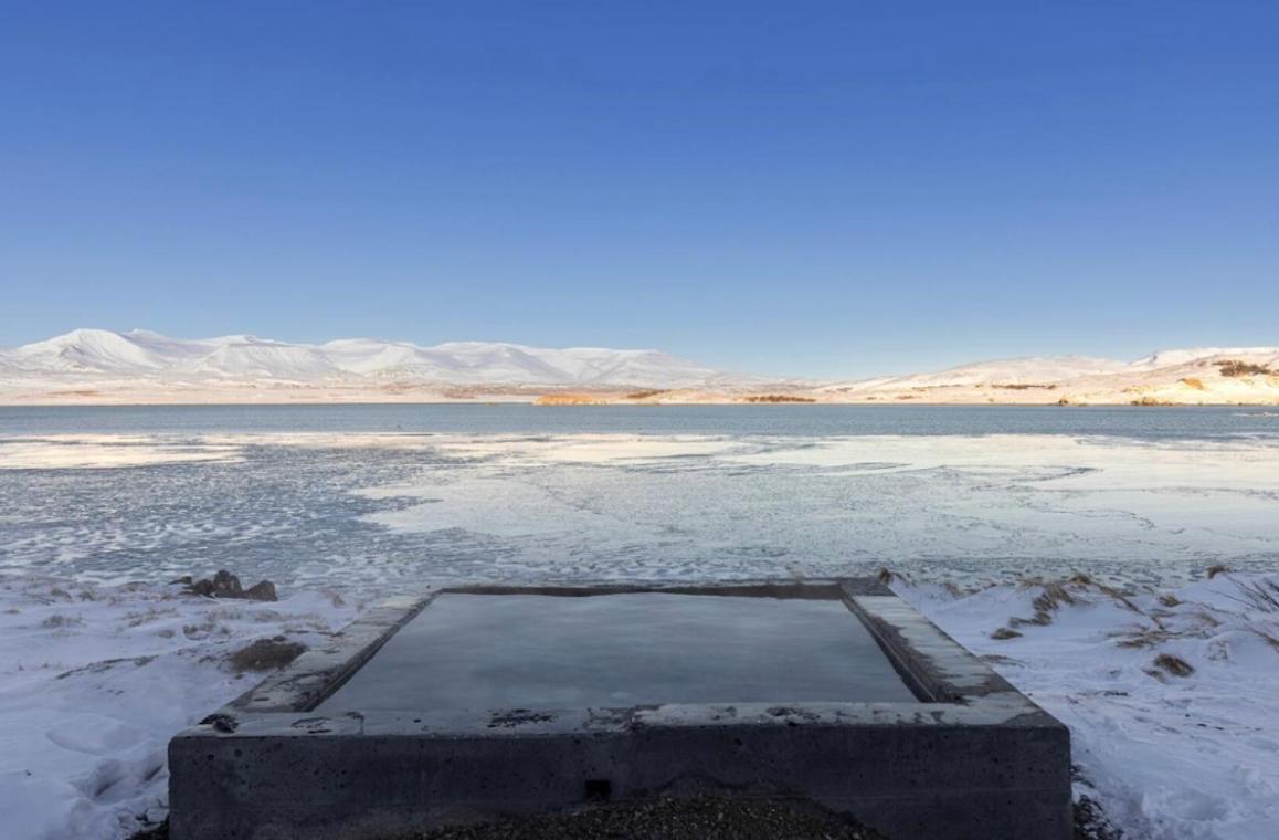 The Oceanfront Private Northern Lights Holiday home